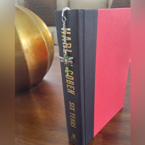 Handmade Green Bead Mix Dragonfly Bookmark with Silver Tone Hook - ideal Gift - Picture 2 of 6